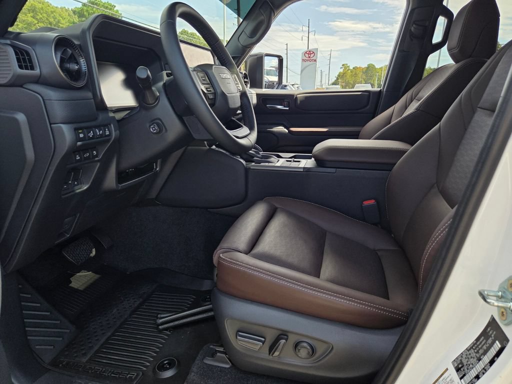 Used 2026 Toyota Land Cruiser w/ Premium Package AWD/4WD image 5