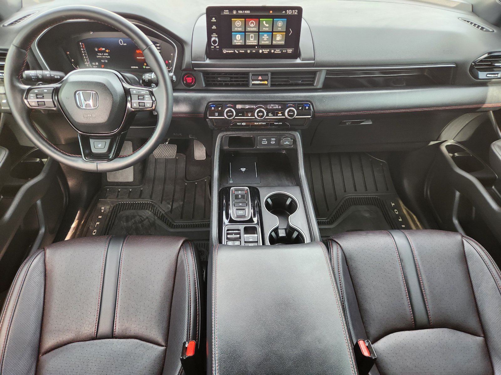 Certified 2025 Honda Pilot Black Edition image 26