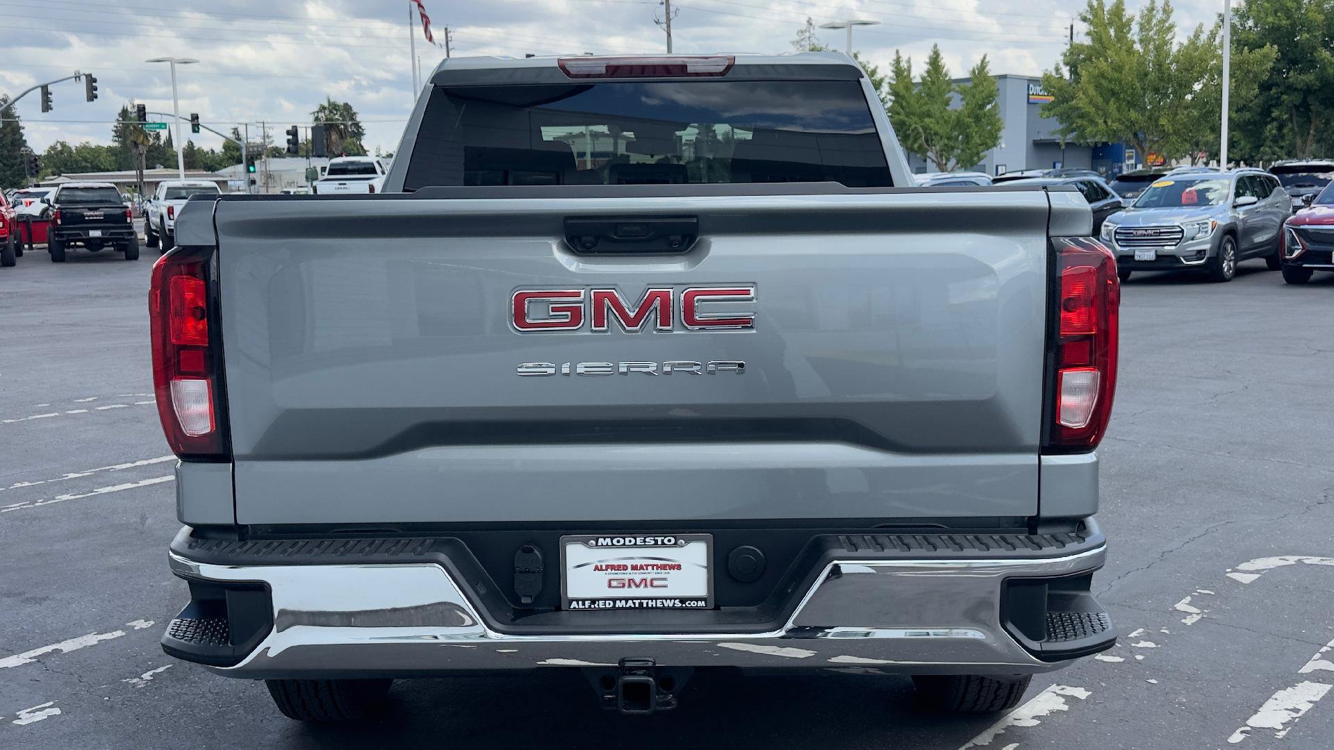 New 2026 GMC Sierra 1500 Pro AWD/4WD image 5