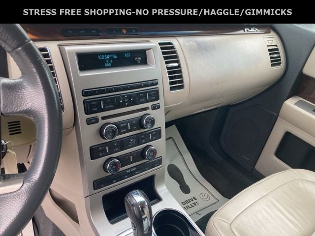 Used 2009 Ford Flex SEL image 21