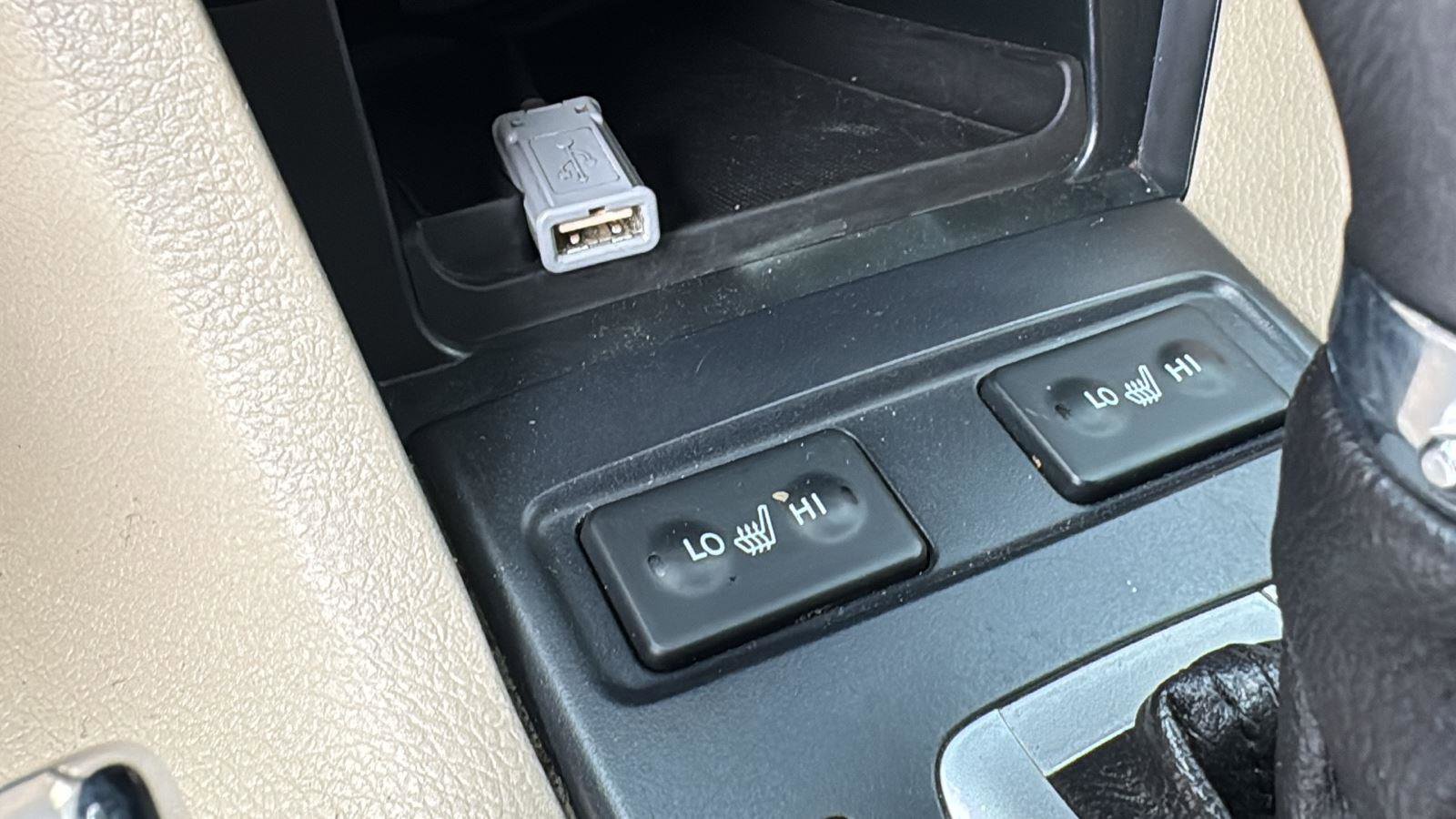 Used 2017 Acura ILX FWD image 17