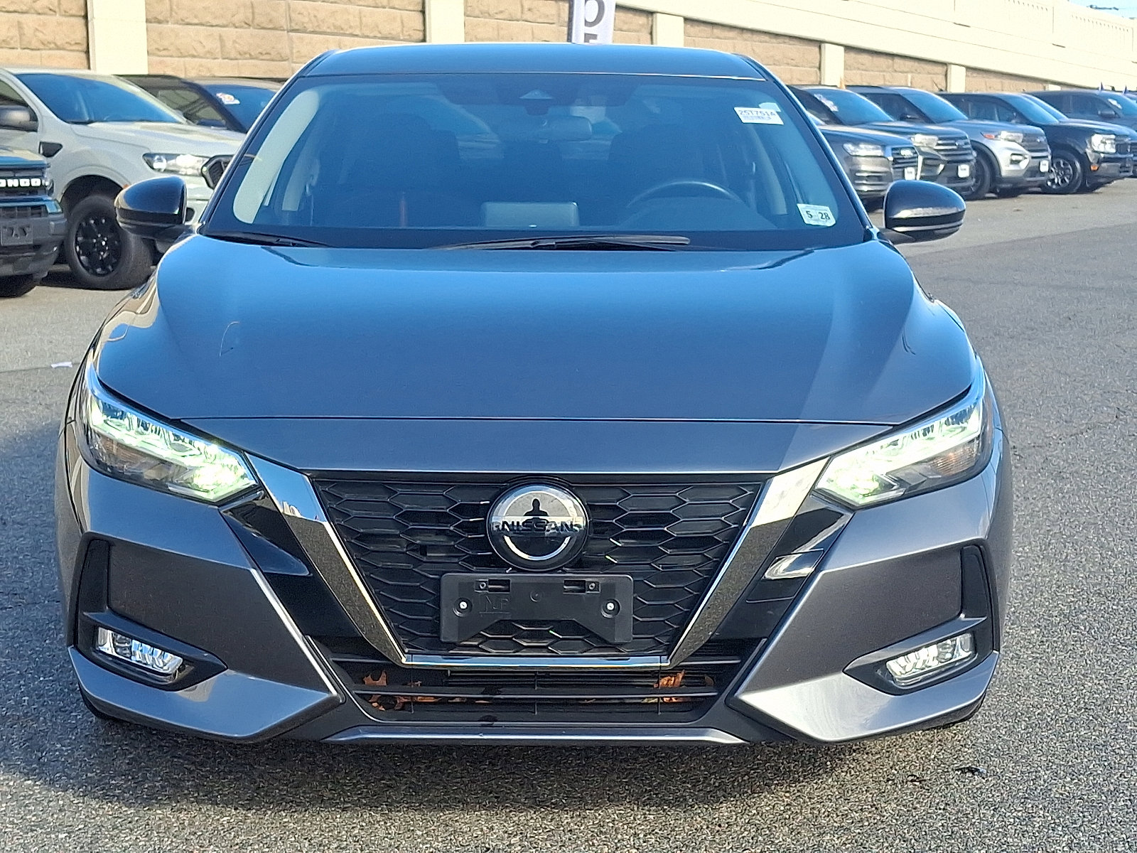 Used 2023 Nissan Sentra SR image 2