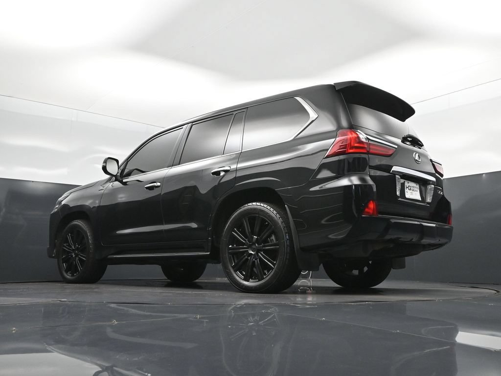 Used 2017 Lexus LX 570 4WD image 42