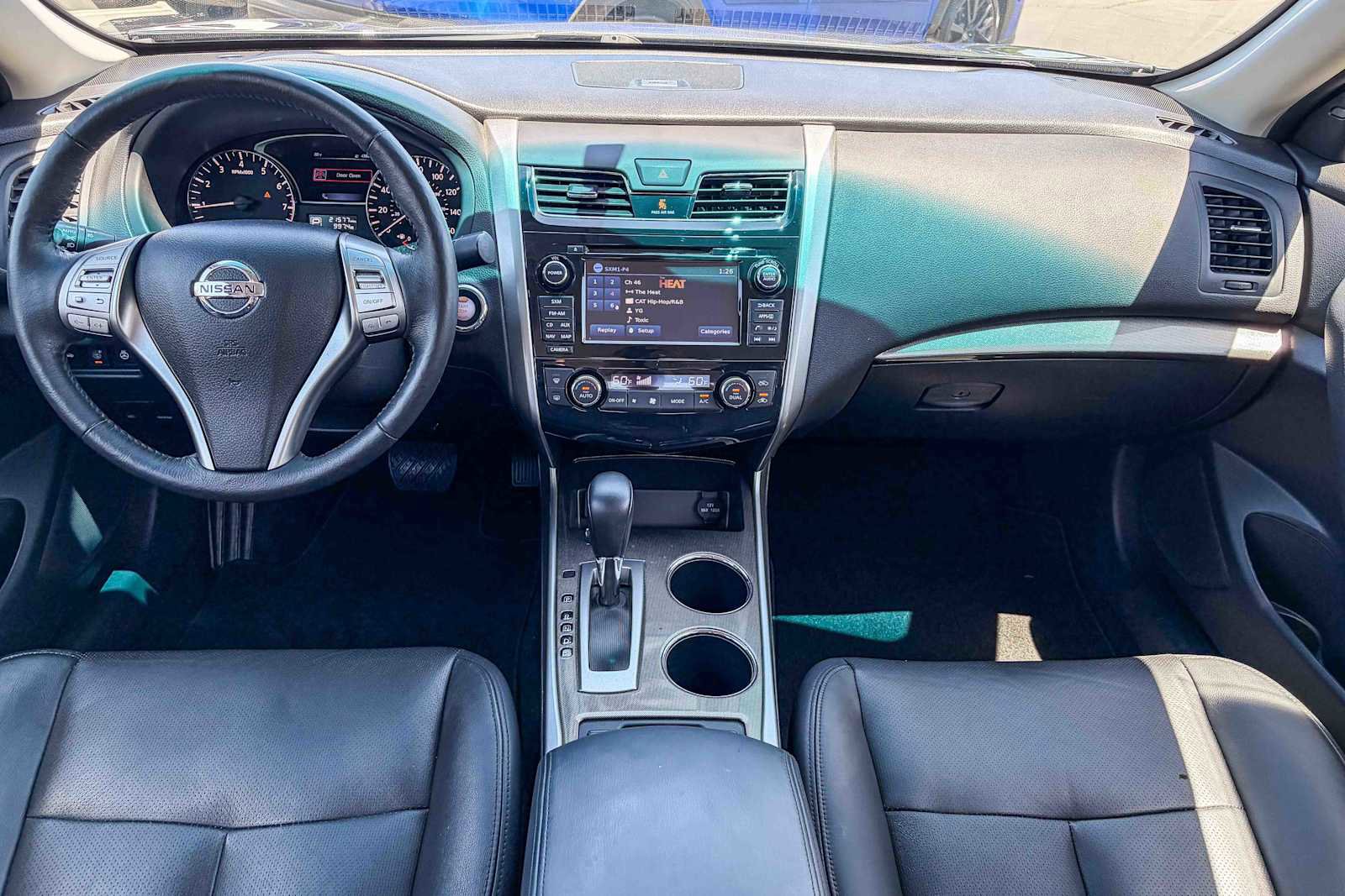 Used 2015 Nissan Altima 2.5 SL w/ Technology Package FWD image 11