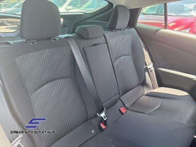 Used 2022 Toyota Prius Prime LE image 13