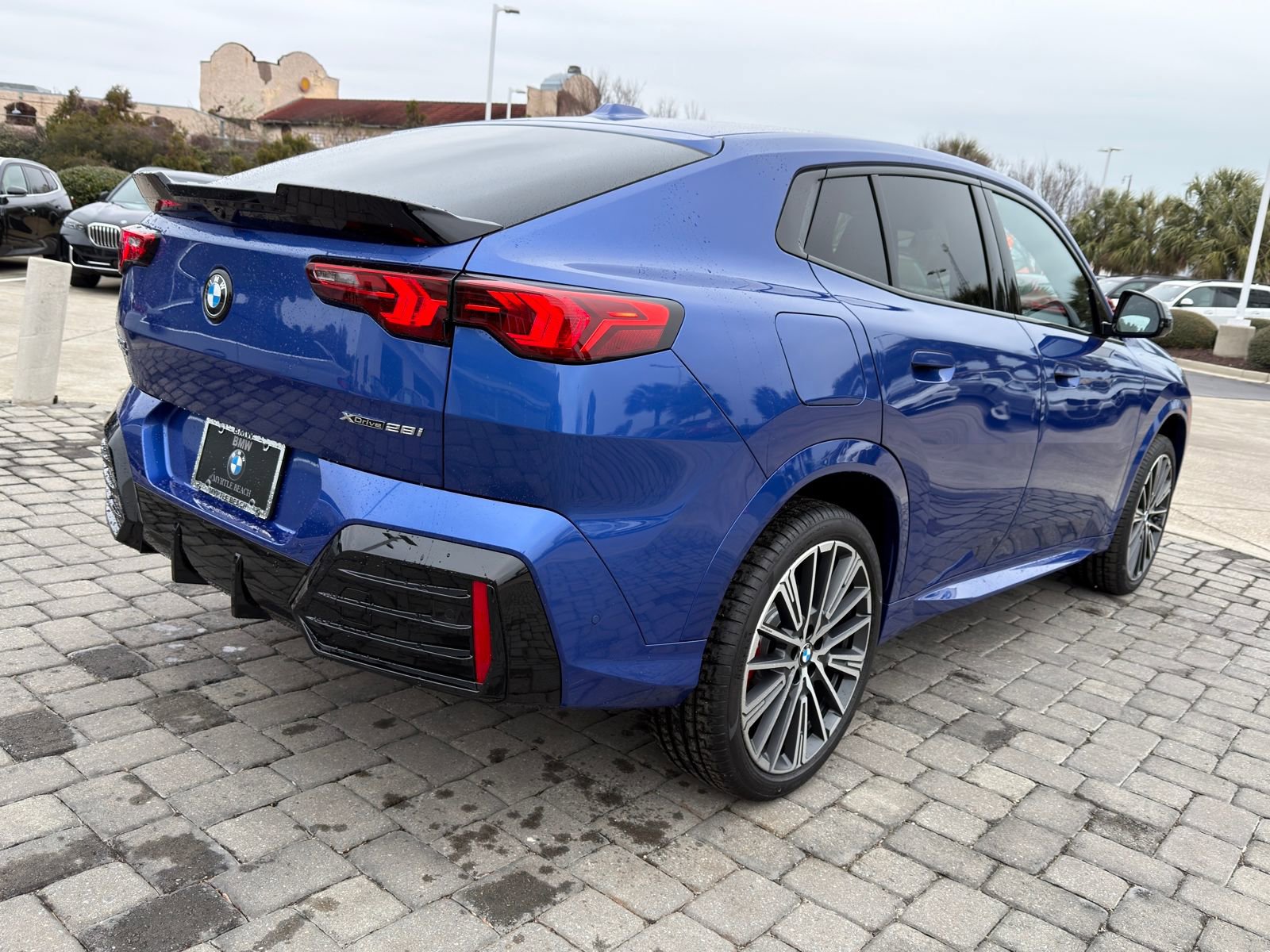 New 2026 BMW X2 xDrive28i w/ Technology Package AWD/4WD image 9