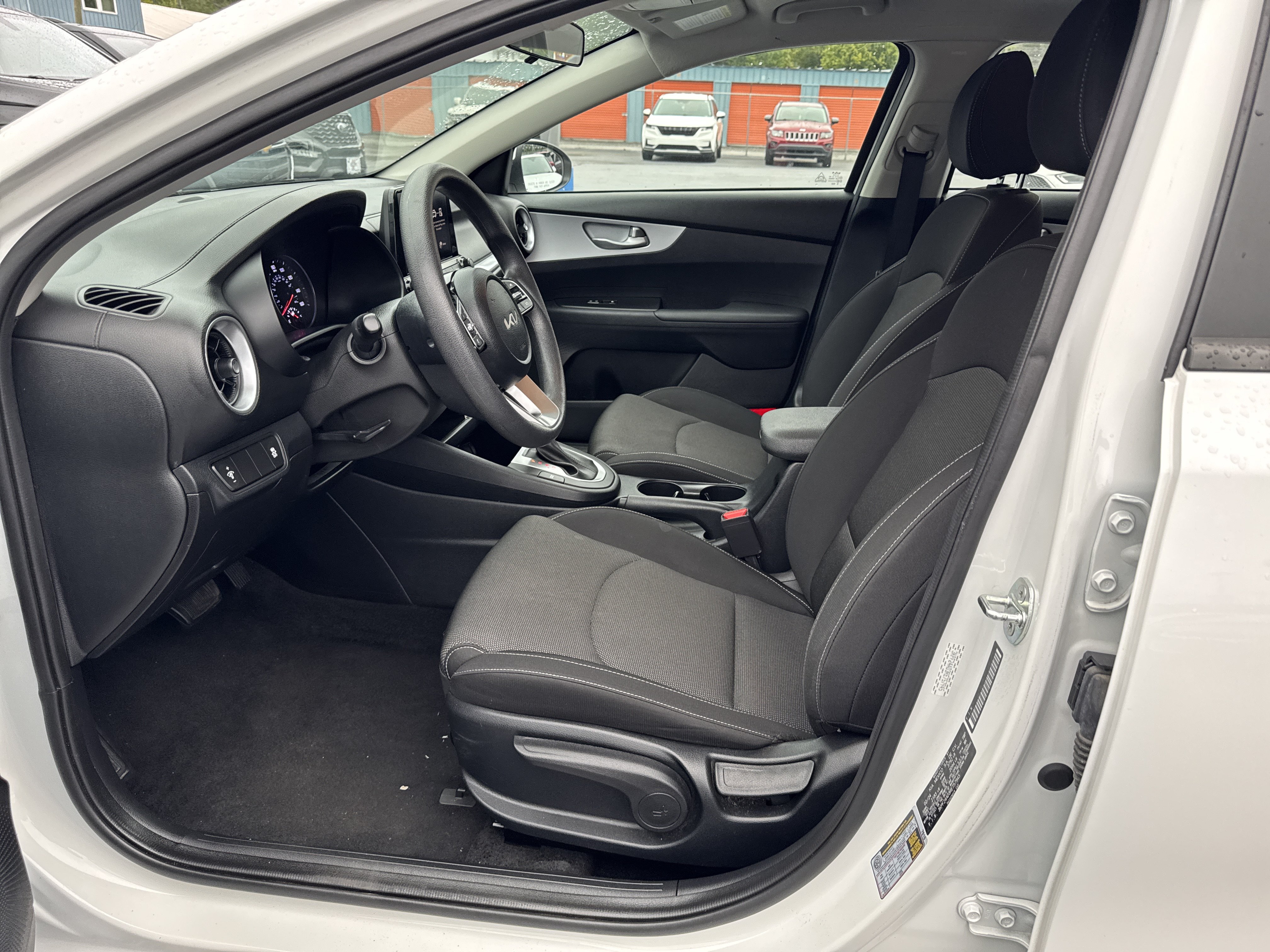 Used 2024 Kia Forte LXS FWD image 11