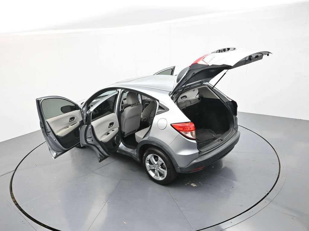 Used 2017 Honda HR-V EX image 36
