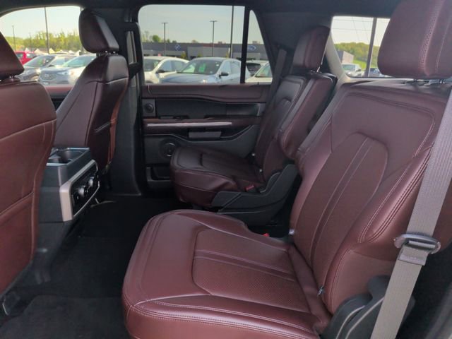 Certified 2024 Ford Expedition Limited AWD/4WD image 6