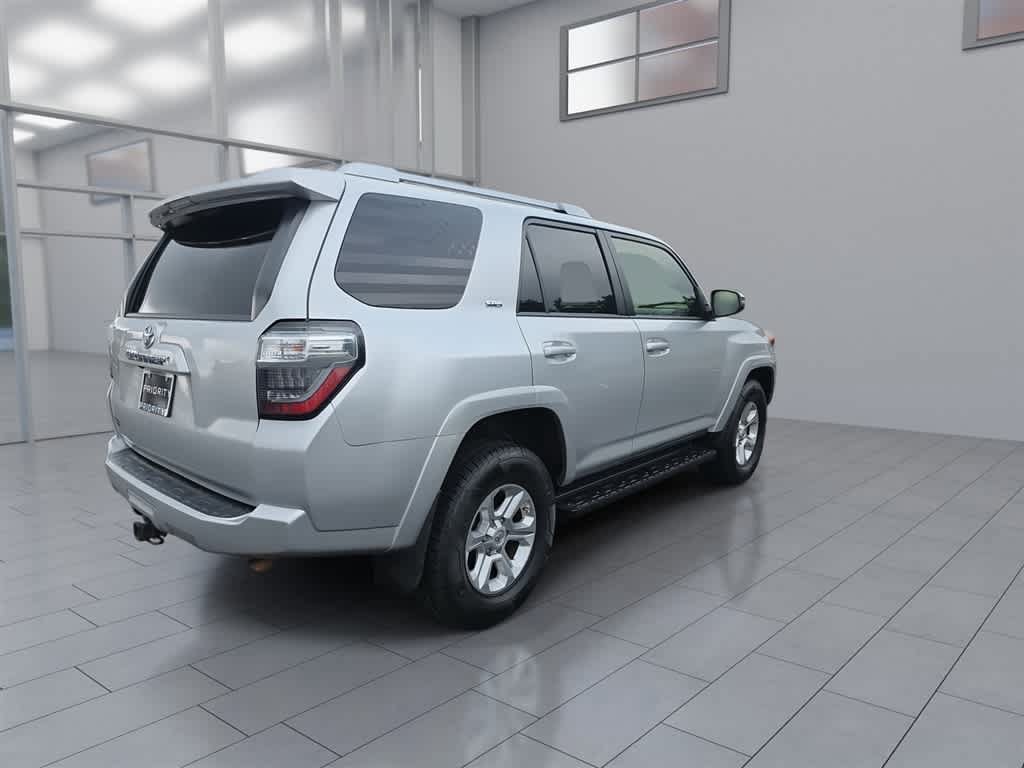 Used 2016 Toyota 4Runner SR5 Premium AWD/4WD image 9