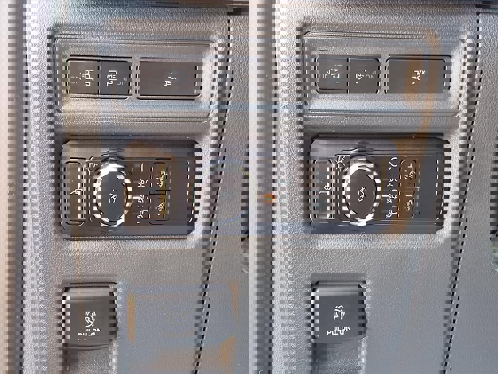 Certified 2023 Ford F150 XLT w/ Equipment Group 302A High image 16