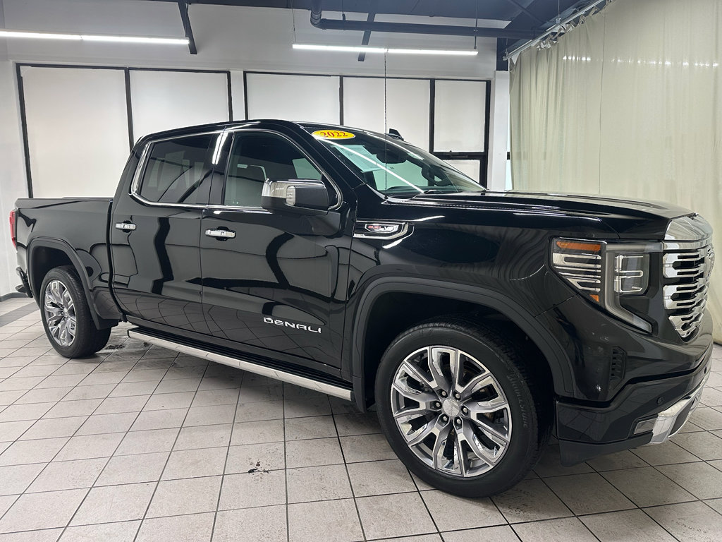 Certified 2022 GMC Sierra 1500 Denali w/ Denali Reserve Package AWD/4WD image 3
