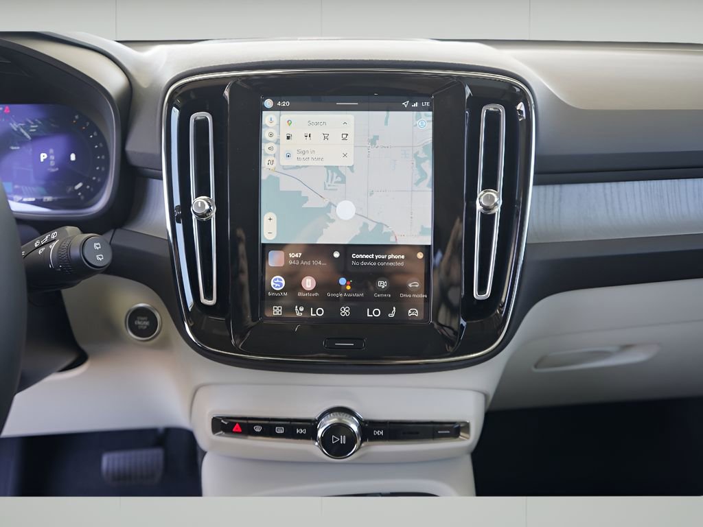 New 2026 Volvo XC40 B5 Ultra w/ Climate Package image 14