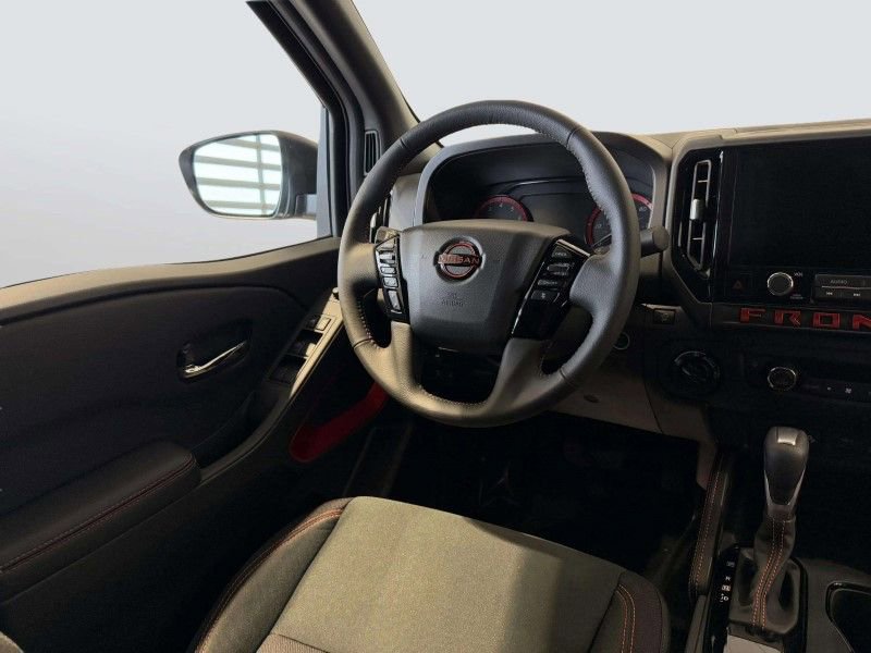 New 2025 Nissan Frontier PRO-4X image 30