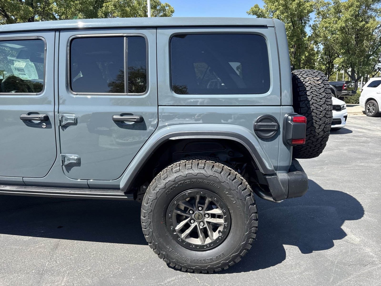 New 2025 Jeep Wrangler Unlimited Rubicon 392 image 13