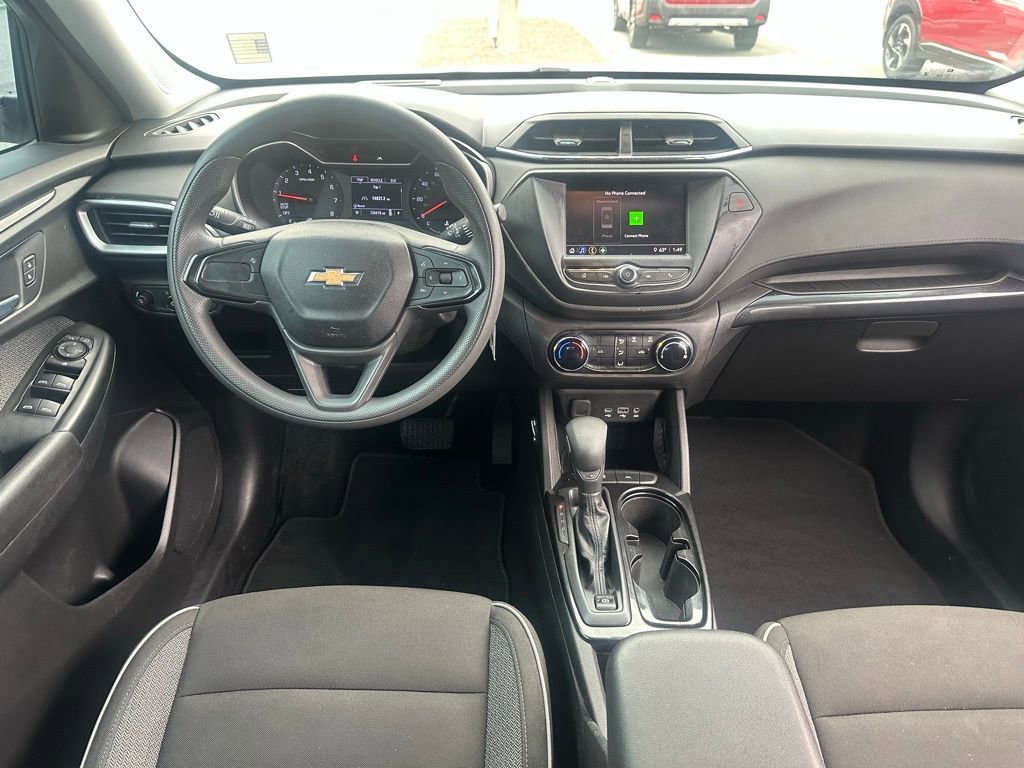 Used 2021 Chevrolet TrailBlazer LS image 21