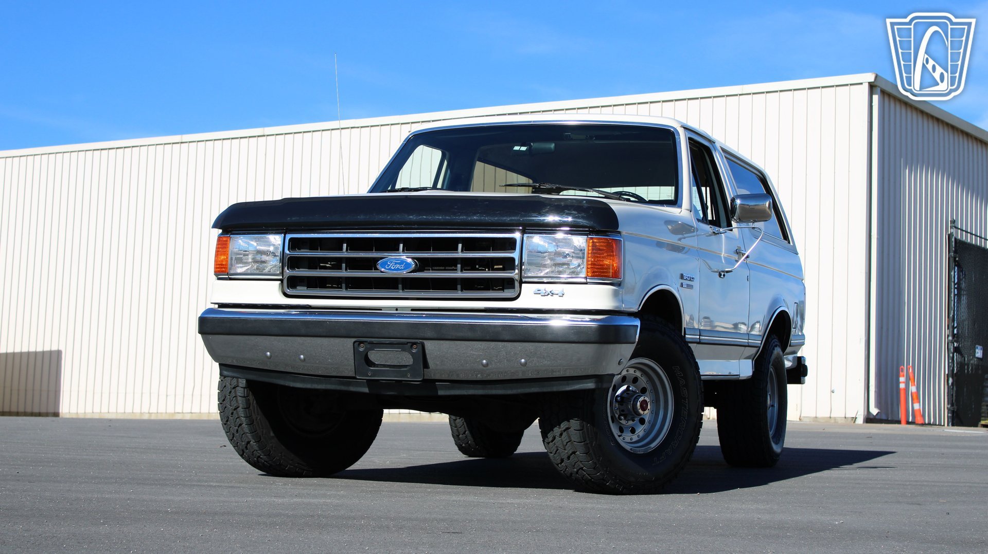 Used 1990 Ford Bronco AWD/4WD image 2