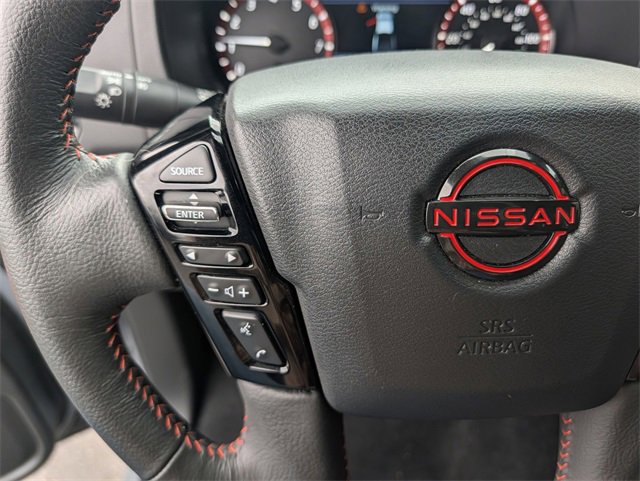 Used 2025 Nissan Frontier PRO-4X image 15