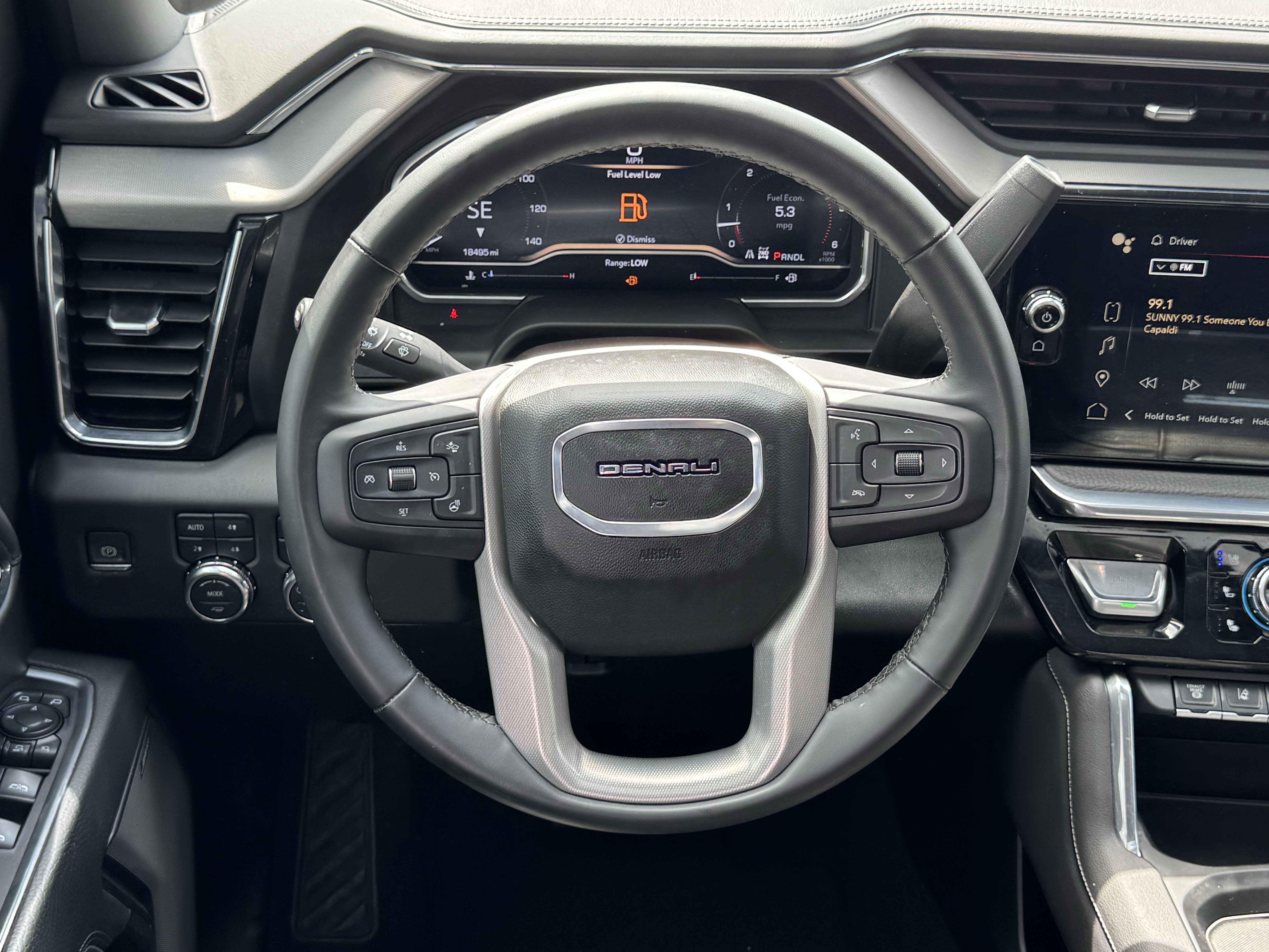Used 2025 GMC Sierra 3500 Denali image 16