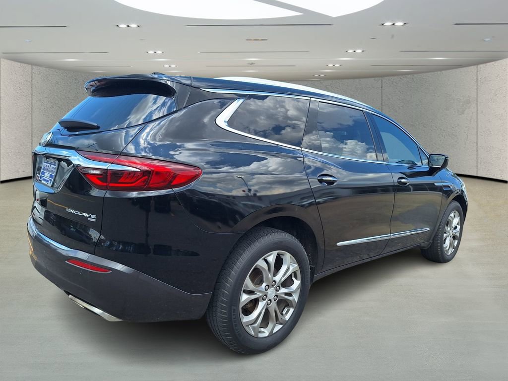 Used 2018 Buick Enclave Avenir w/ Avenir Technology Package image 5