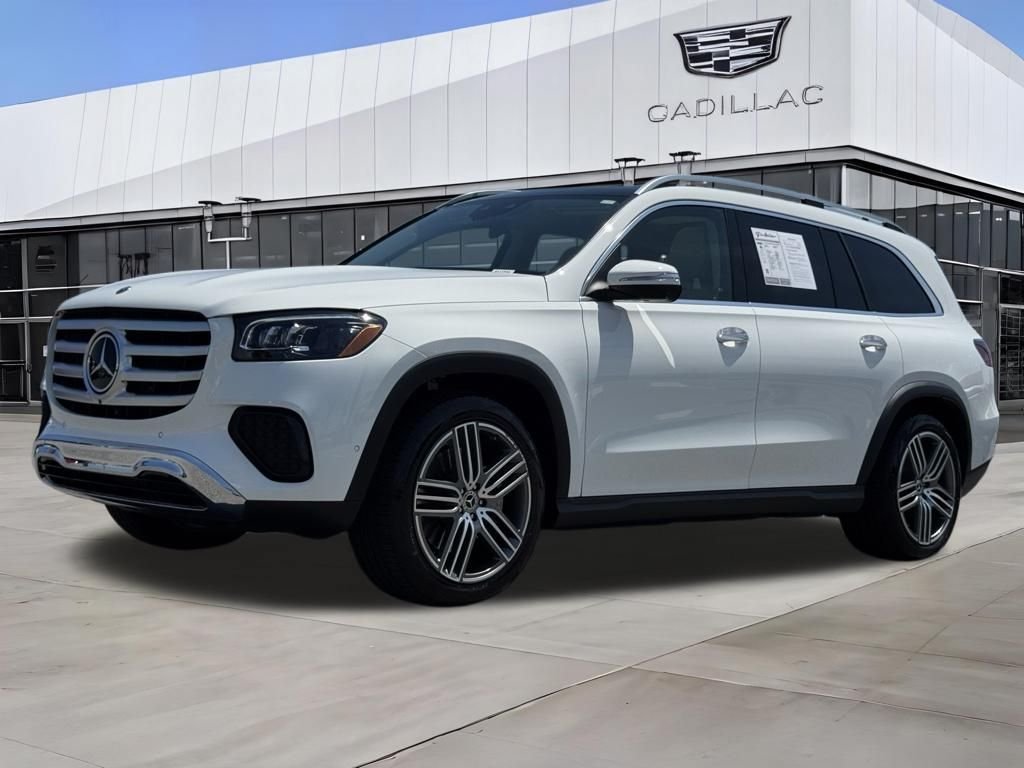 Used 2026 Mercedes-Benz GLS 450 4MATIC image 5
