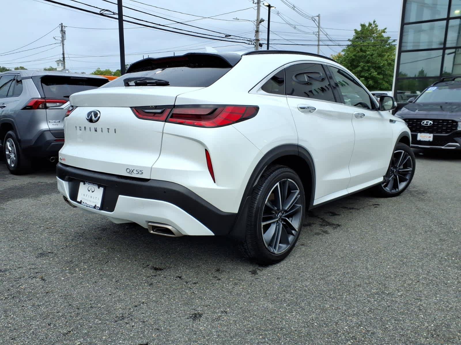 Certified 2025 INFINITI QX55 Luxe w/ Cargo Package AWD/4WD image 5