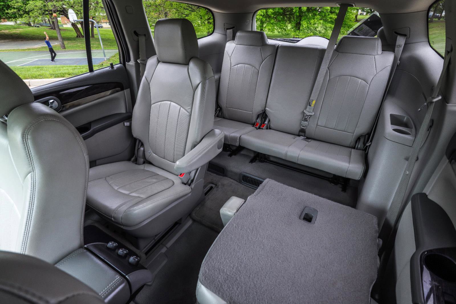 Used 2015 Buick Enclave Leather AWD/4WD image 14