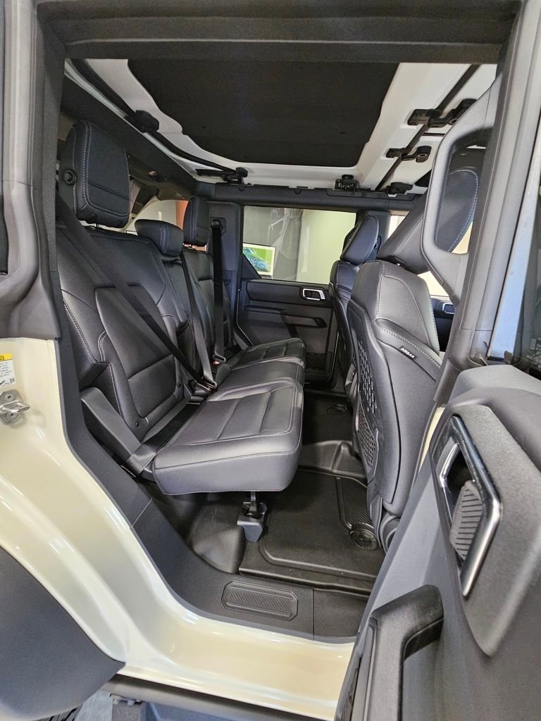 New 2025 Ford Bronco Badlands image 31