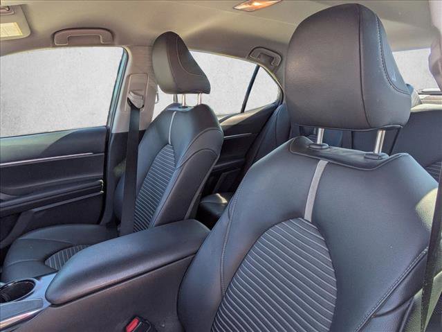 Used 2019 Toyota Camry SE FWD image 8