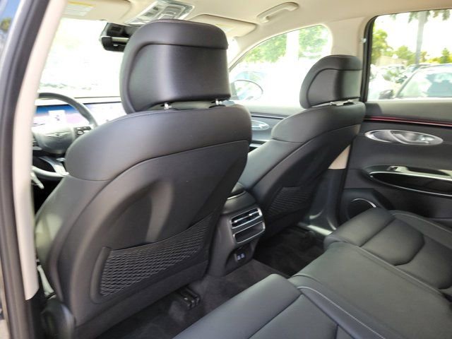 Used 2026 Genesis GV70 2.5T AWD/4WD image 9