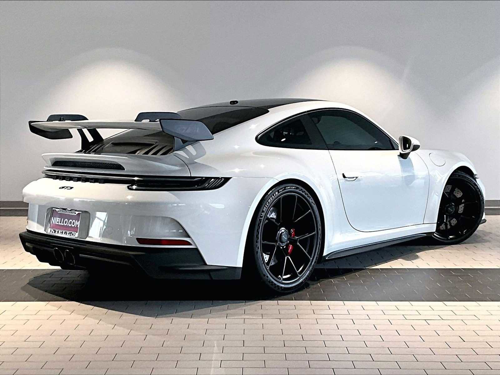 Used 2022 Porsche 911 GT3 image 10