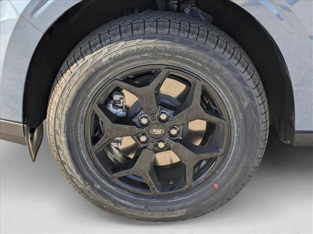 New 2025 Ford Maverick XLT w/ XLT Luxury Package AWD/4WD image 10