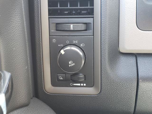 Used 2012 RAM 1500 Express AWD/4WD image 31