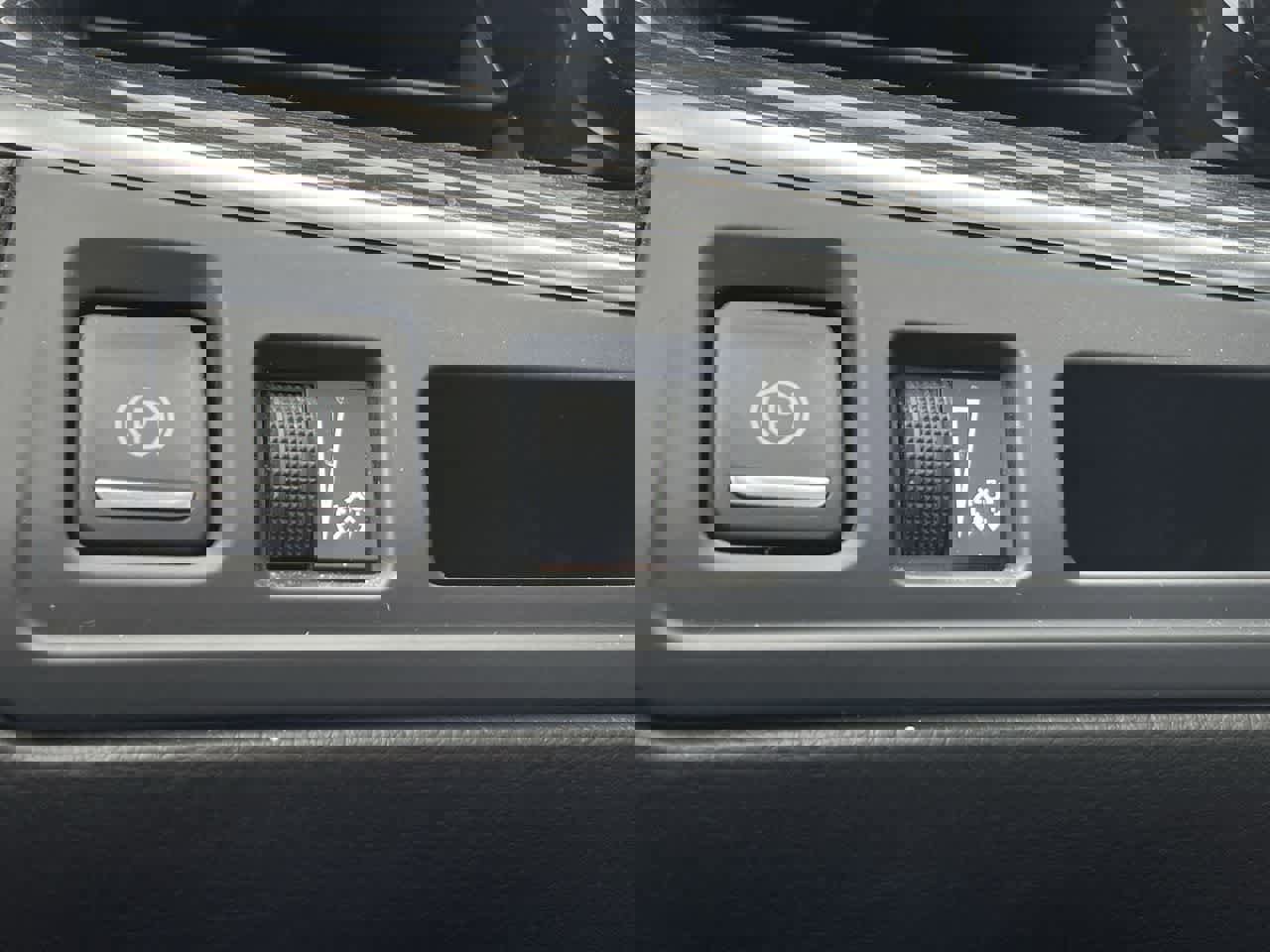 Used 2023 Cadillac XT5 Premium Luxury image 30