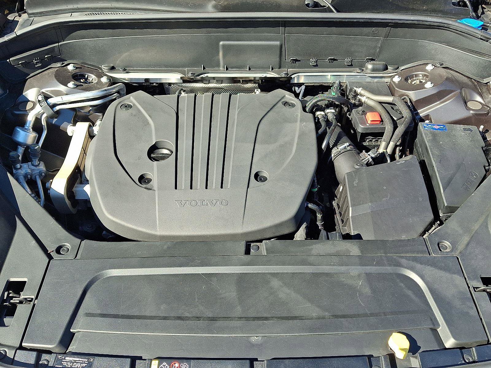 Certified 2024 Volvo XC90 B5 Core w/ Protection Package Premier image 28