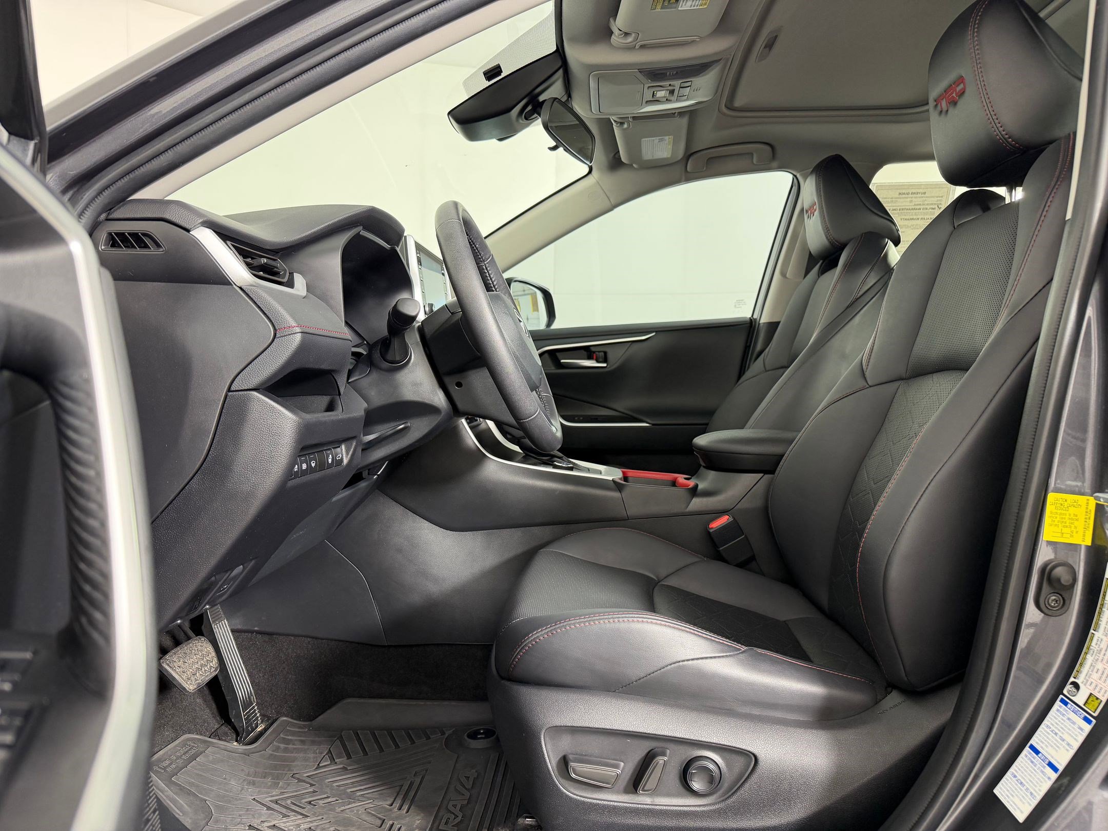 Used 2021 Toyota RAV4 TRD Off-Road w/ TRD Off-Road Weather Package image 4