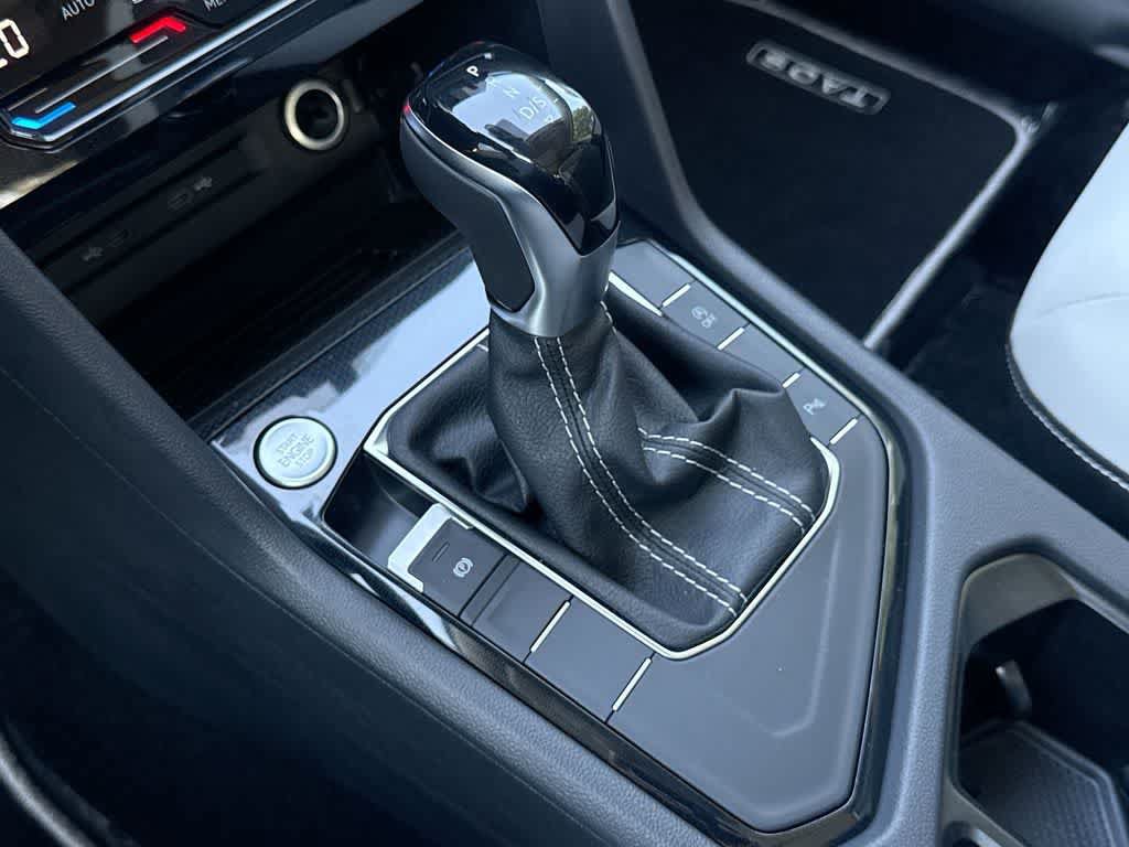 New 2026 Volkswagen Taos SE FWD image 20