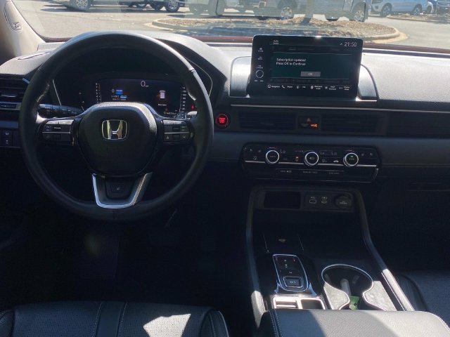 Used 2023 Honda Pilot Elite image 8