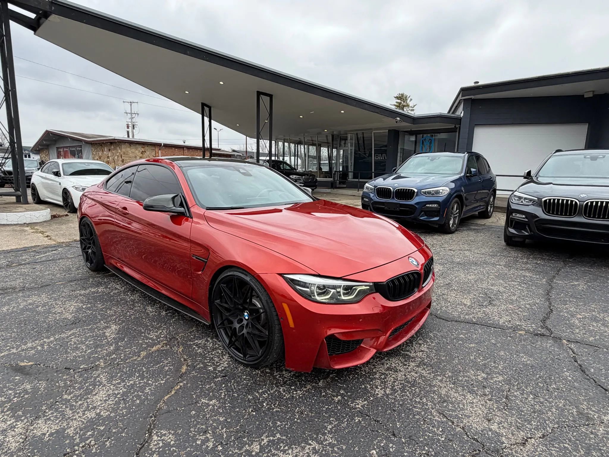 Used 2018 BMW M4 Coupe w/ Competition Package image 11