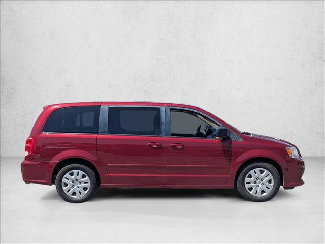 Used 2016 Dodge Grand Caravan SE w/ Quick Order Package 29E SE FWD image 4