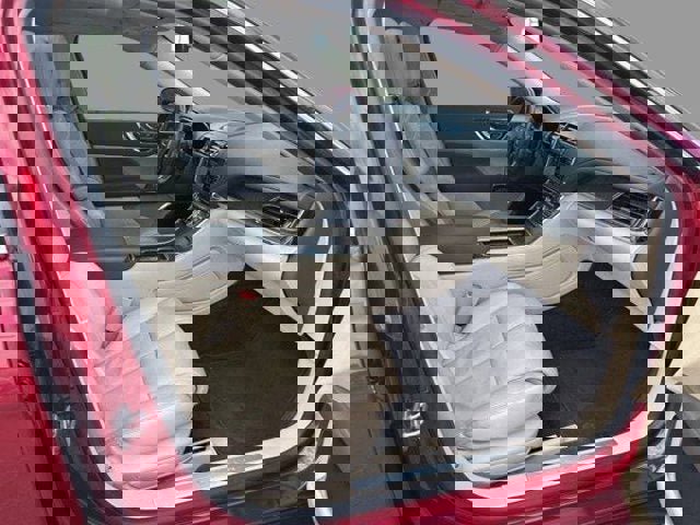 Used 2017 Lincoln Continental Reserve w/ Climate Package image 11