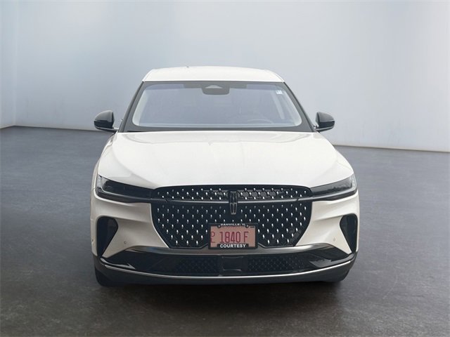 Used 2024 Lincoln Nautilus Premier image 8