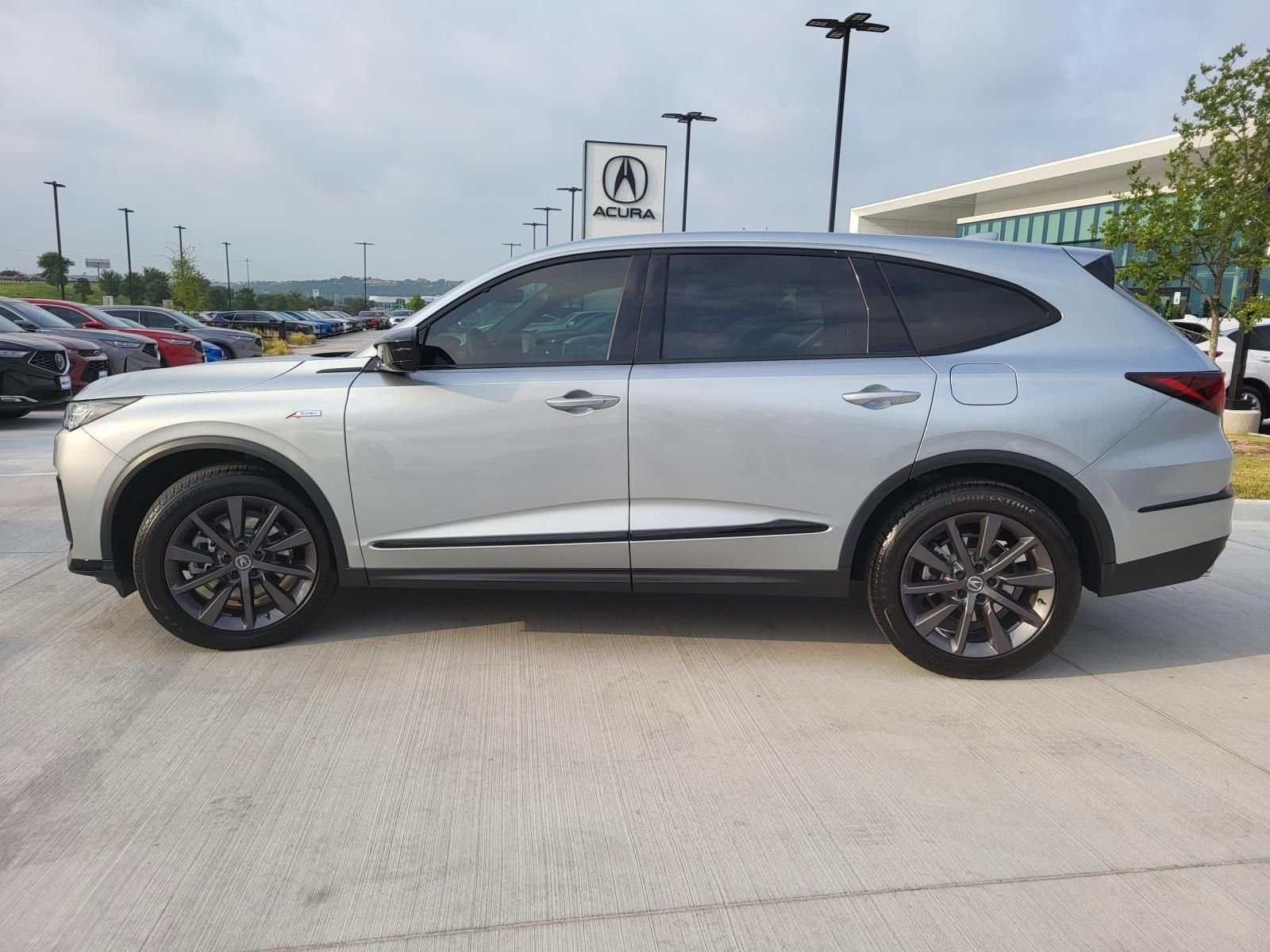 Used 2026 Acura MDX A-Spec AWD/4WD image 3