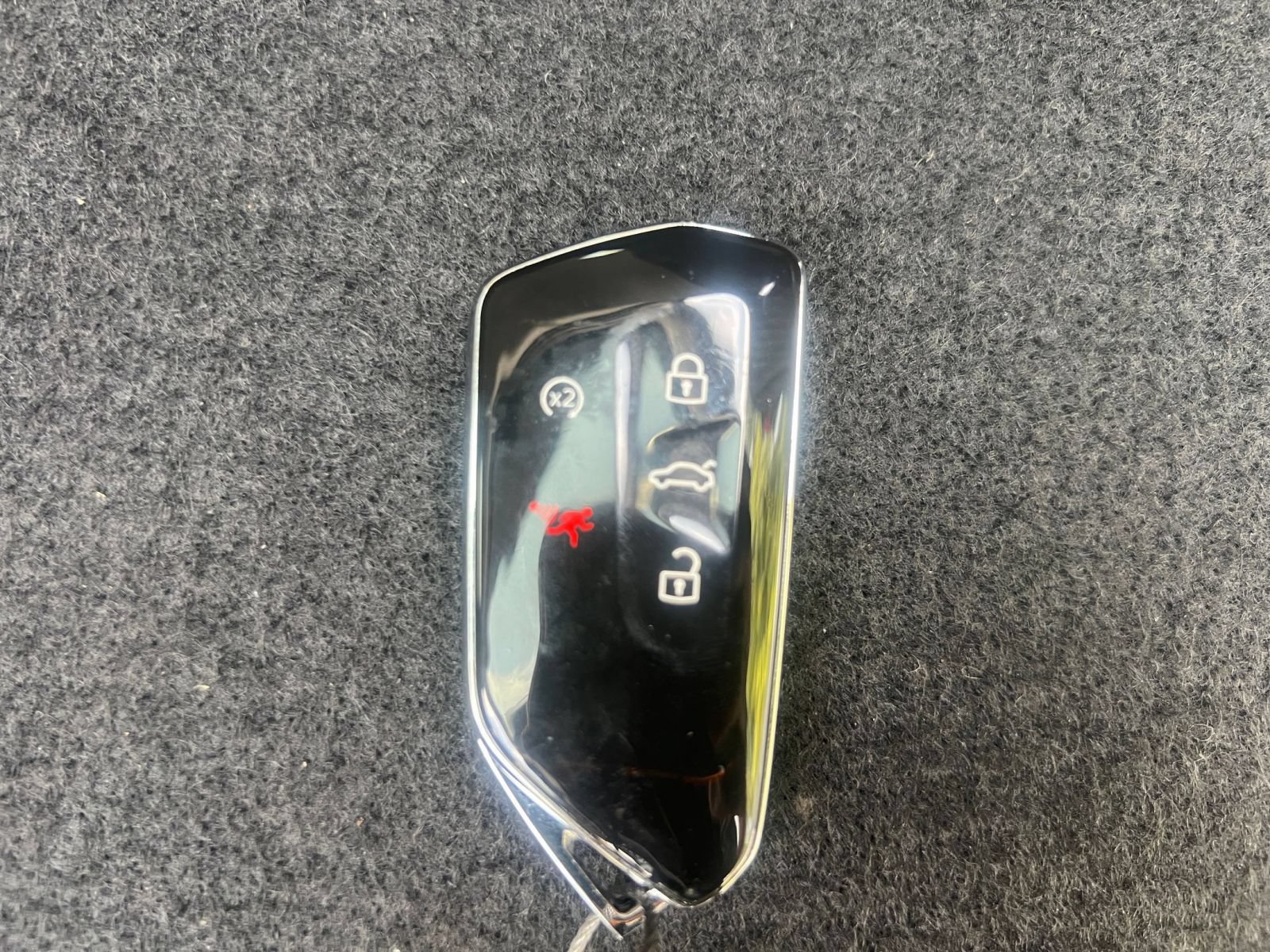 Used 2026 Volkswagen Tiguan SE FWD image 21