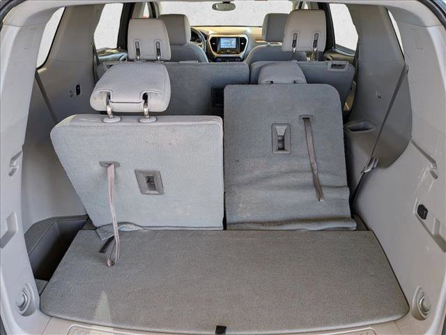 Used 2017 GMC Acadia SLE image 19
