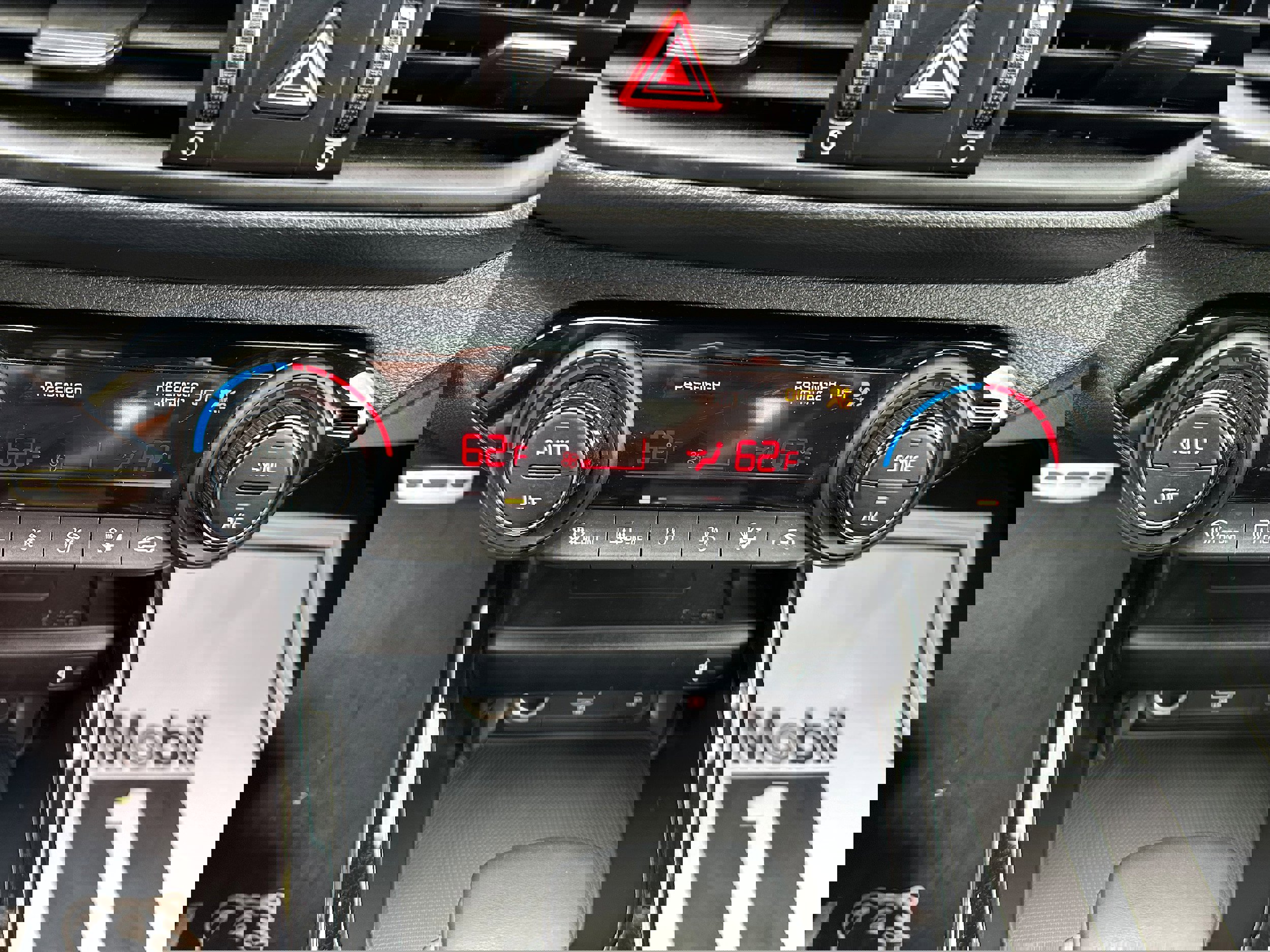 Used 2022 Kia Forte GT-Line w/ GT-Line Premium Package image 29