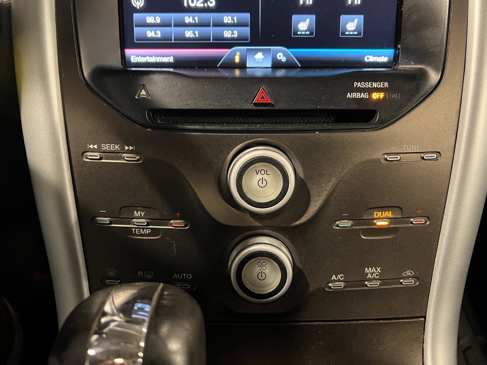 Used 2014 Ford Edge SEL w/ Equipment Group 205A image 18