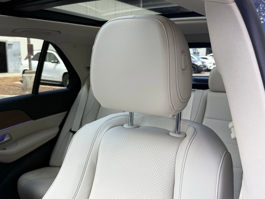 New 2026 Mercedes-Benz GLE 450 4MATIC image 3