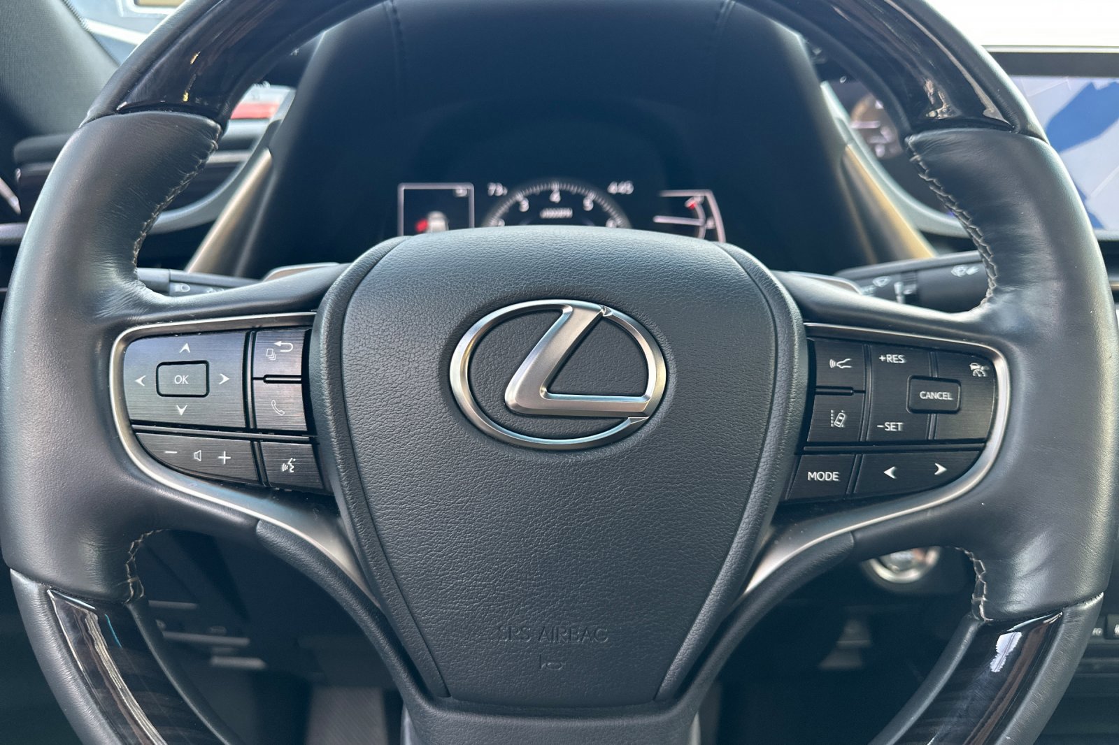 Used 2019 Lexus ES 350 image 16