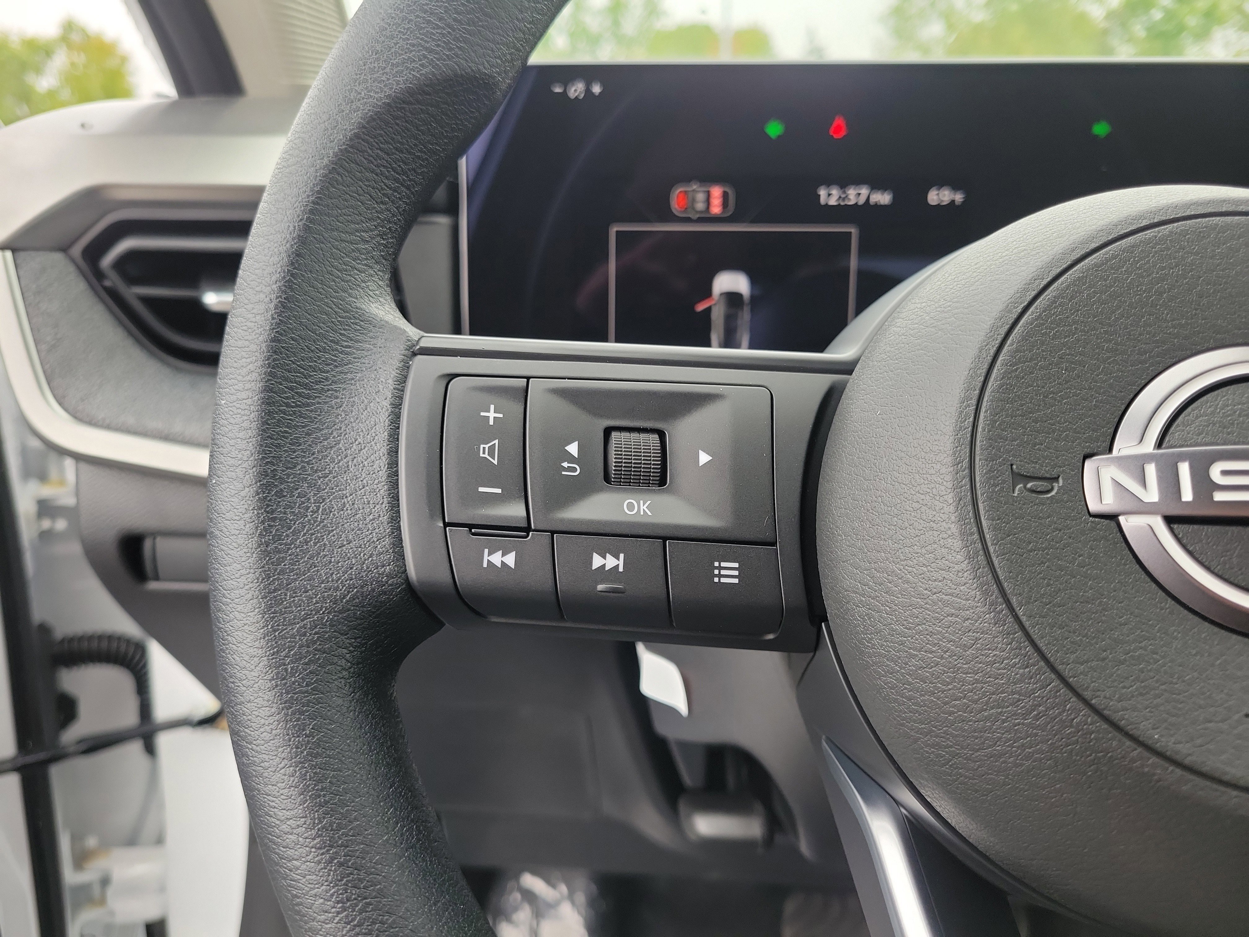 New 2026 Nissan Kicks SV w/ Cold Weather Package image 23